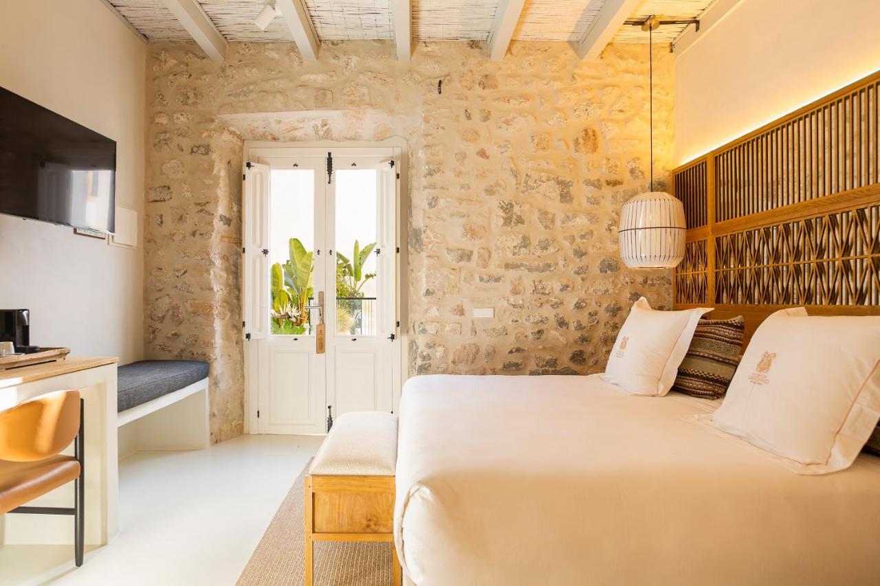 Hotel La Torre Del Canonigo - Small Luxury Hotels Ибица Экстерьер фото